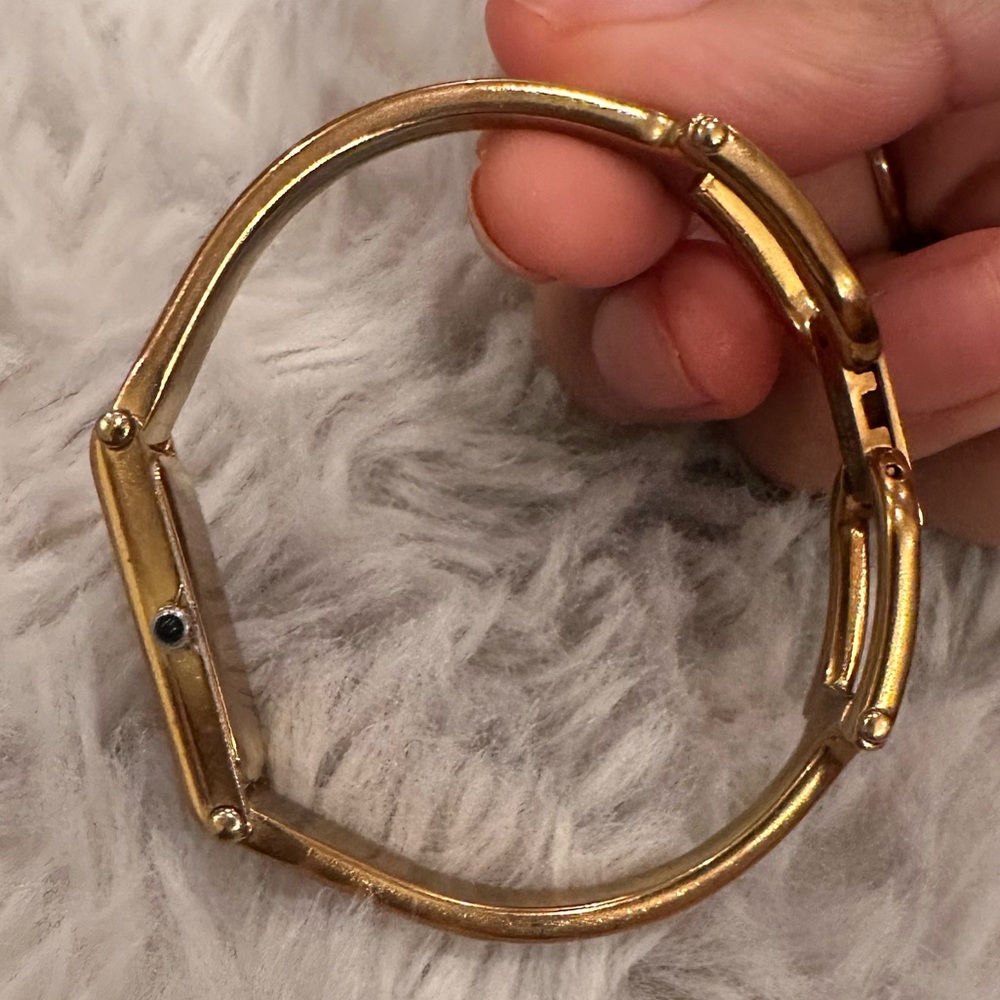 🎀 Pink Gucci Watch Rose Gold vintage designer watch GG watch bracelet watch - Picture 15 of 17